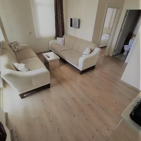 Apartament Arda *